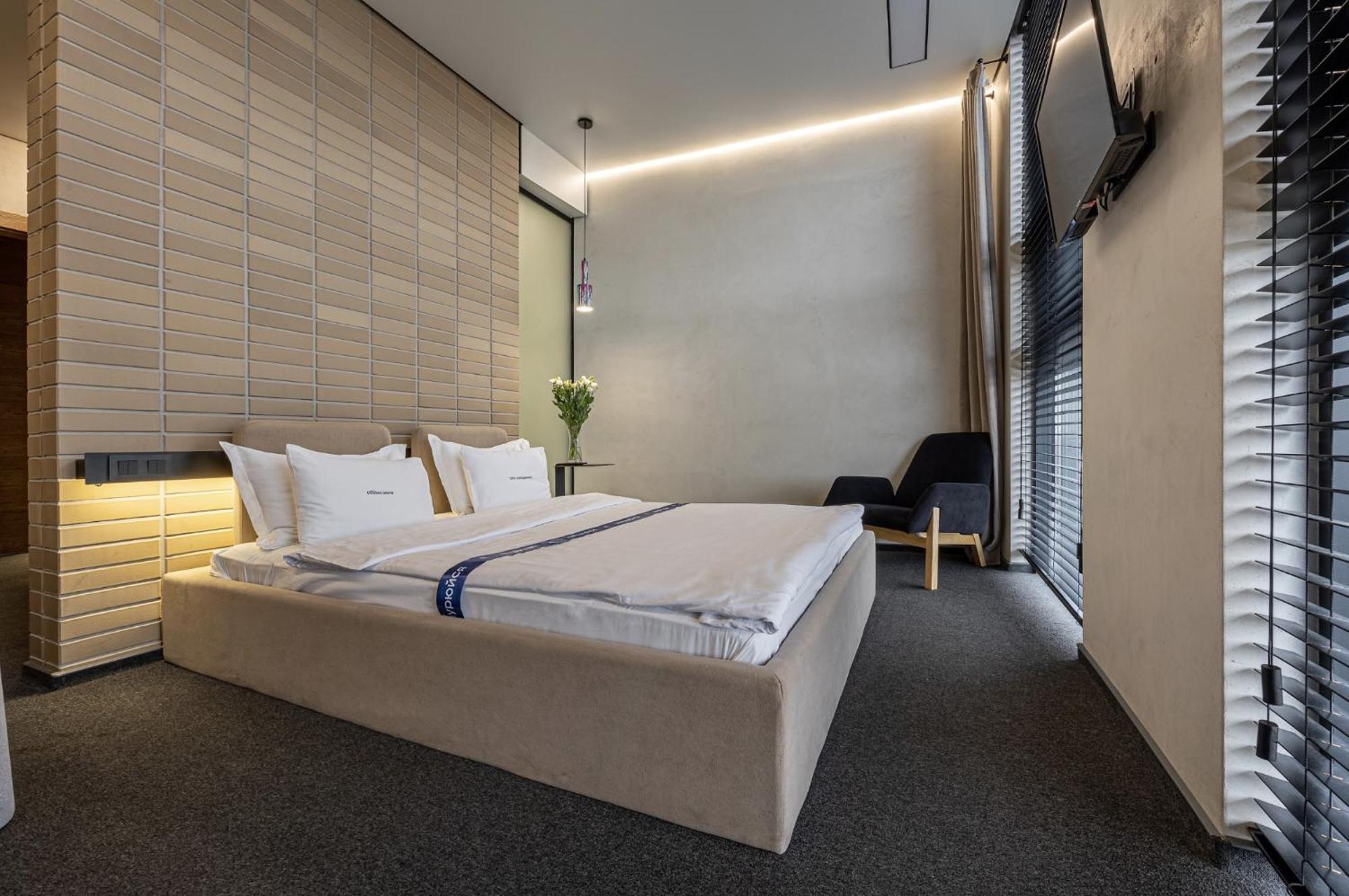 Ribas Rooms Lutsk Ngoại thất bức ảnh