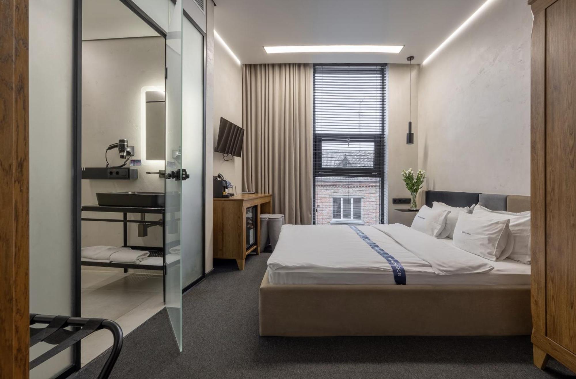 Ribas Rooms Lutsk Ngoại thất bức ảnh